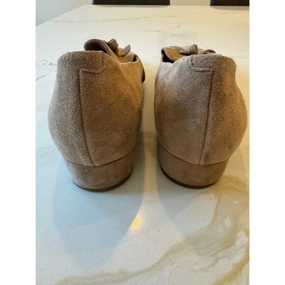 Cole Haan suede tan block heel - Picture 7 of 10